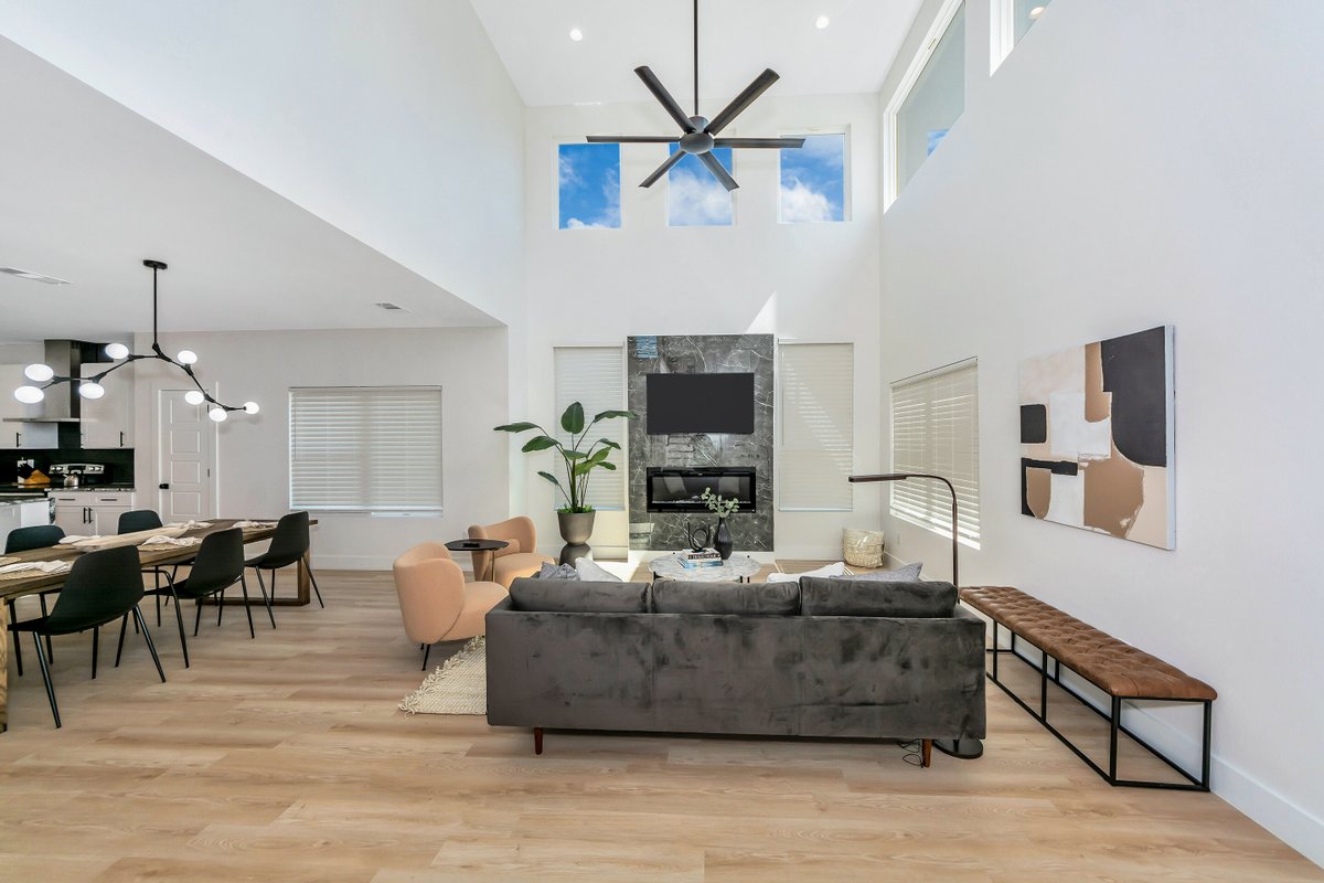 Modern 3 Br/3 Bth Near Downtown, Fair, Convention