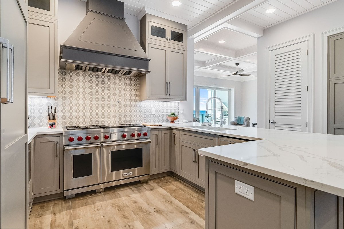 Azzurro Sky|Private Deeded Beach|Rooftop Pool gallery image 5