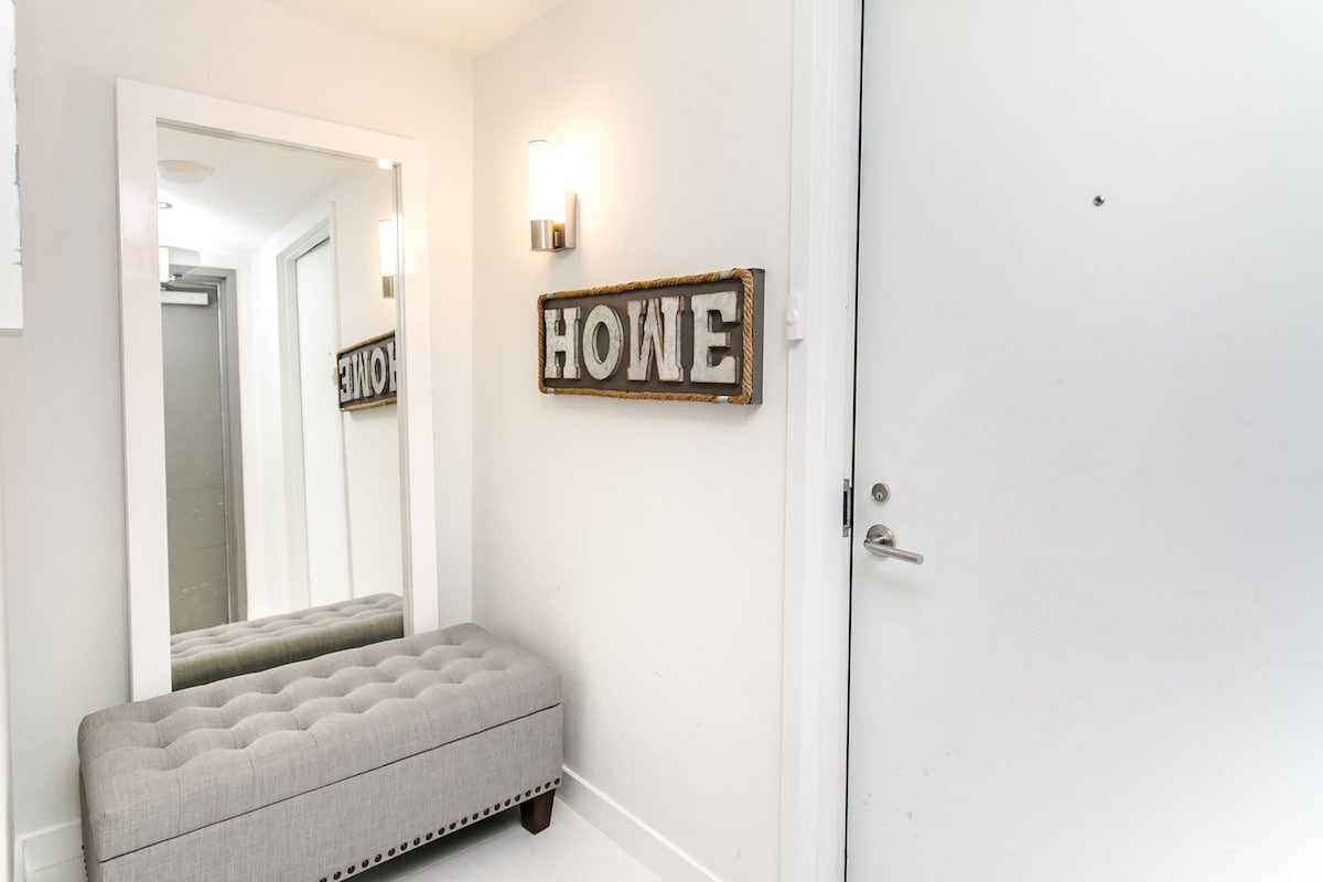 3/3 BEDROOM BEACHWALK RESORT WITH BEACH SERVICE gallery image 3