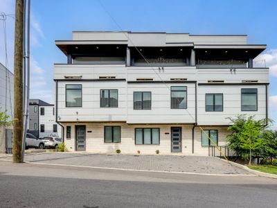Two Townhomes | Enjoy the Hot tub and City Views!