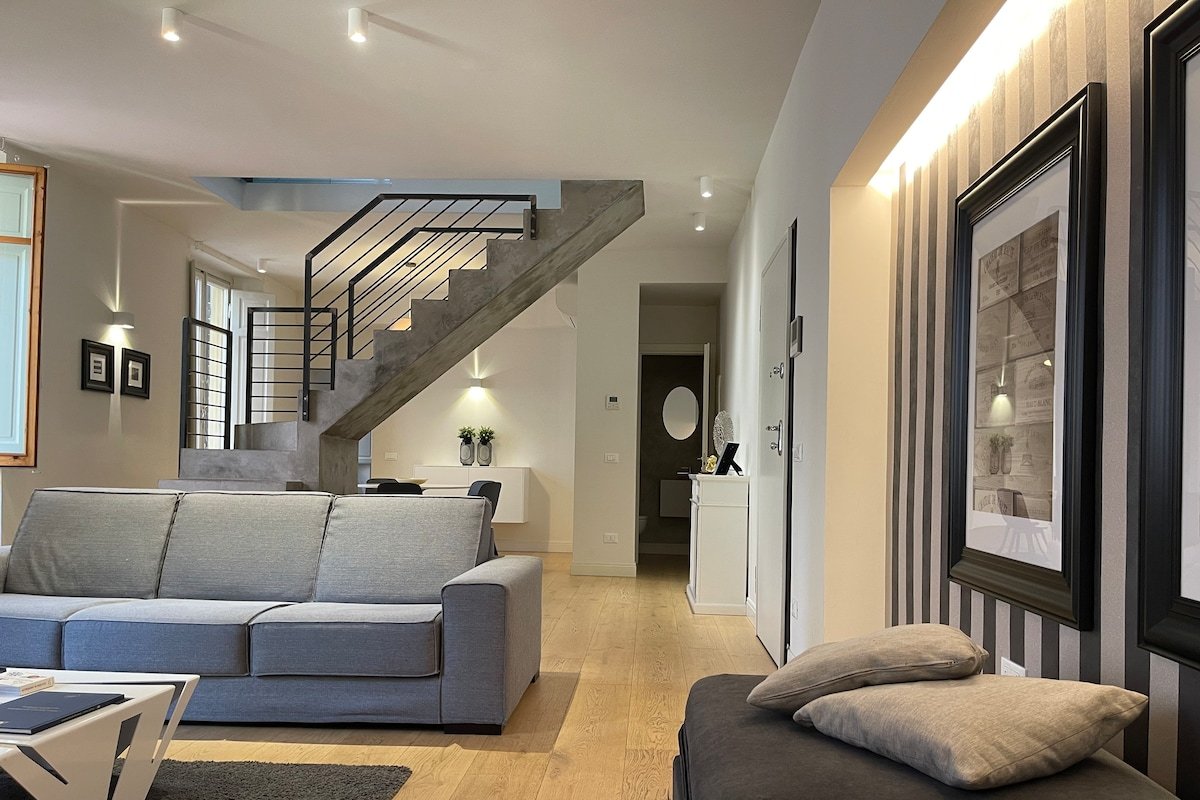 HSH DUOMO – luxury new 130sqm apt – elevator/lift gallery image 5