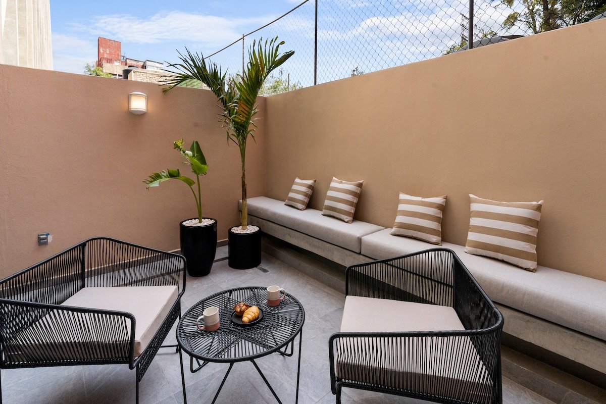 Elegant & Comfortable · Perfect for Groups gallery image 5