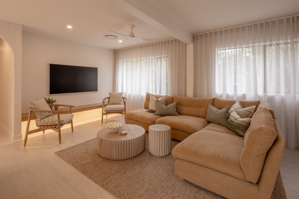 Palm Paradiso gallery image 4