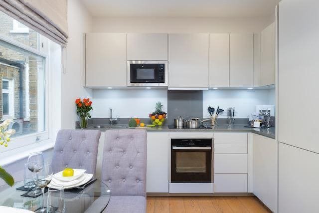 Classic 2 bed 2 bath in South Kensington/Chelsea gallery image 4