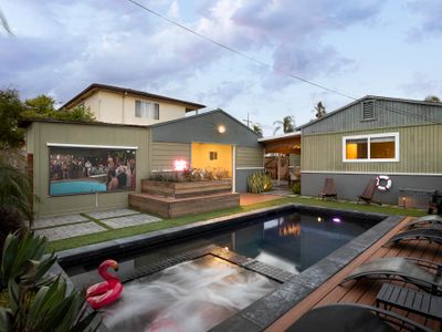 SoCal Living w/ Pool, hot tub and movie theater