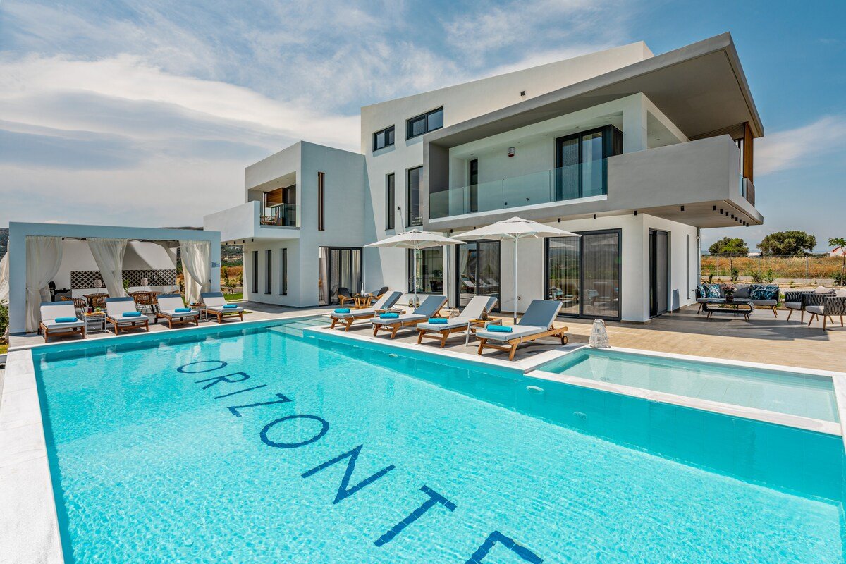 Orizontes Deluxe Residence gallery image 4