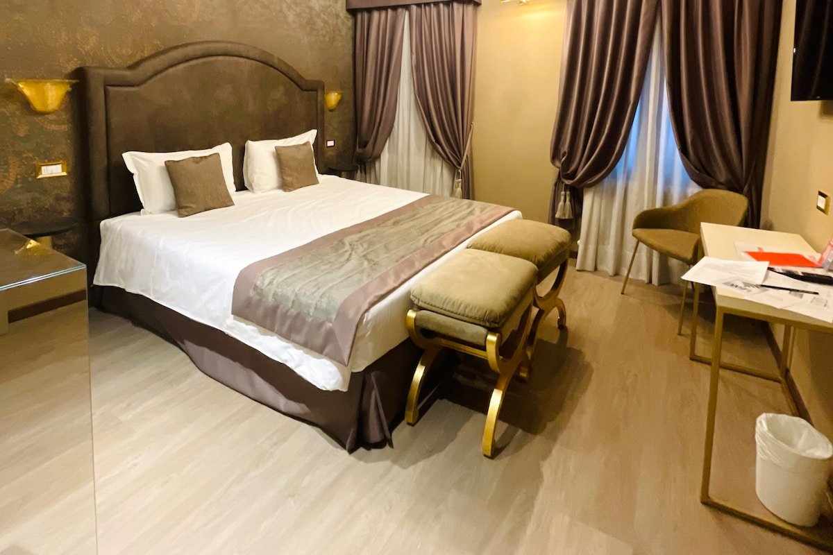 Cà dell’Arte Palace, Venier grimani gallery image 2