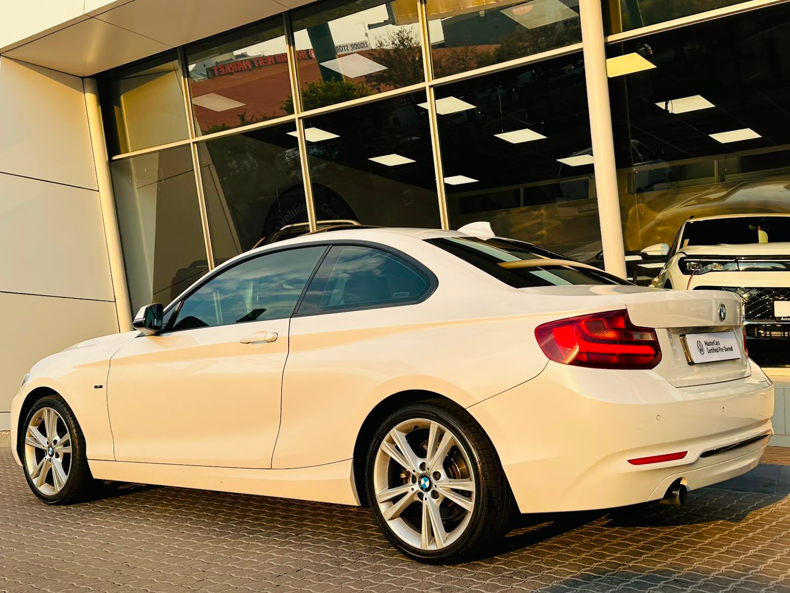 Used car gallery