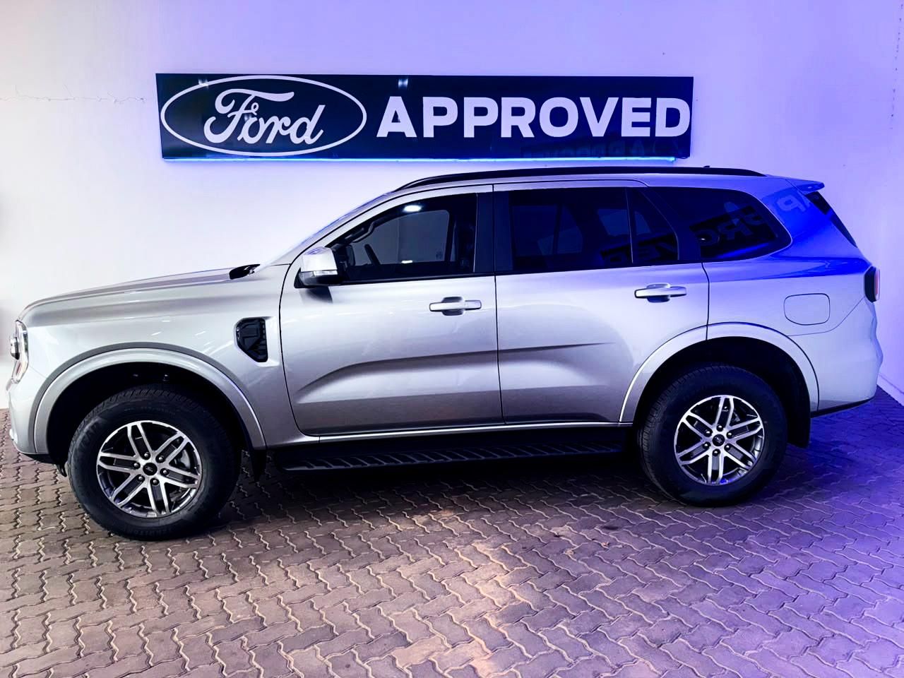 Used car gallery