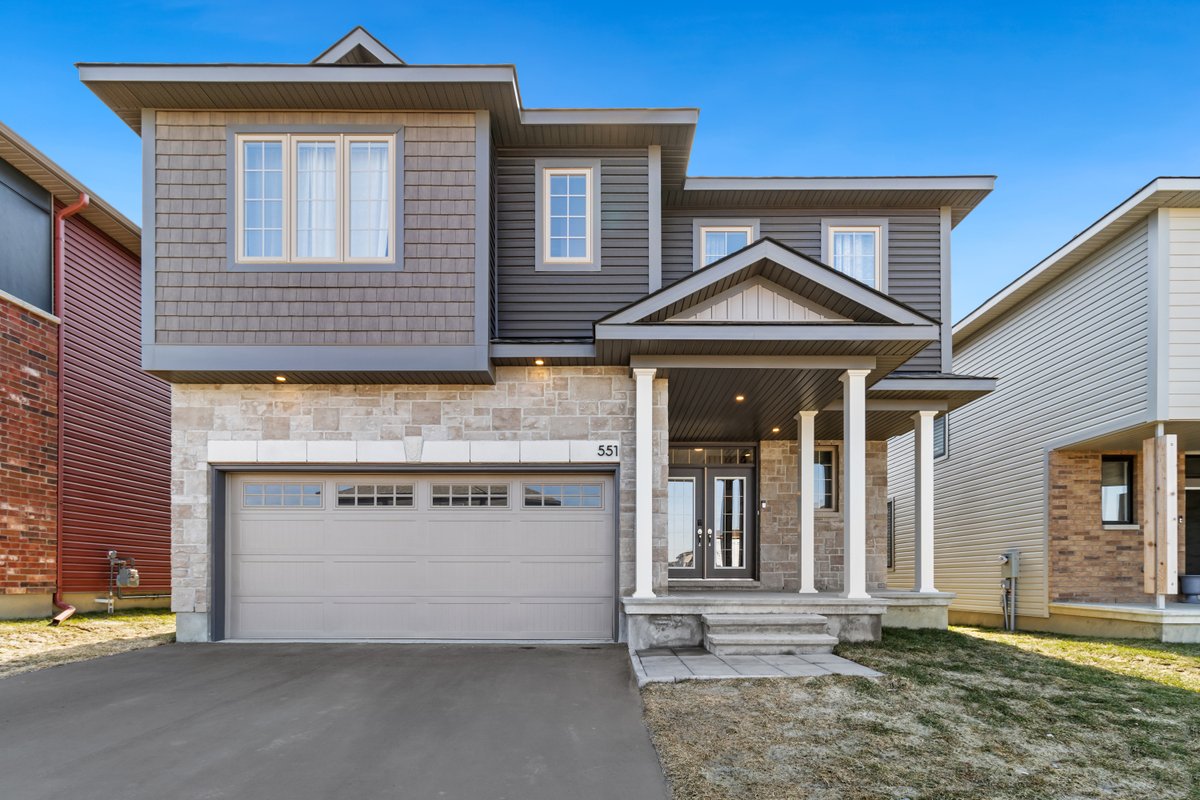 5 Bdrm Home | Parking | W&D | Queen Beds | SmartTV