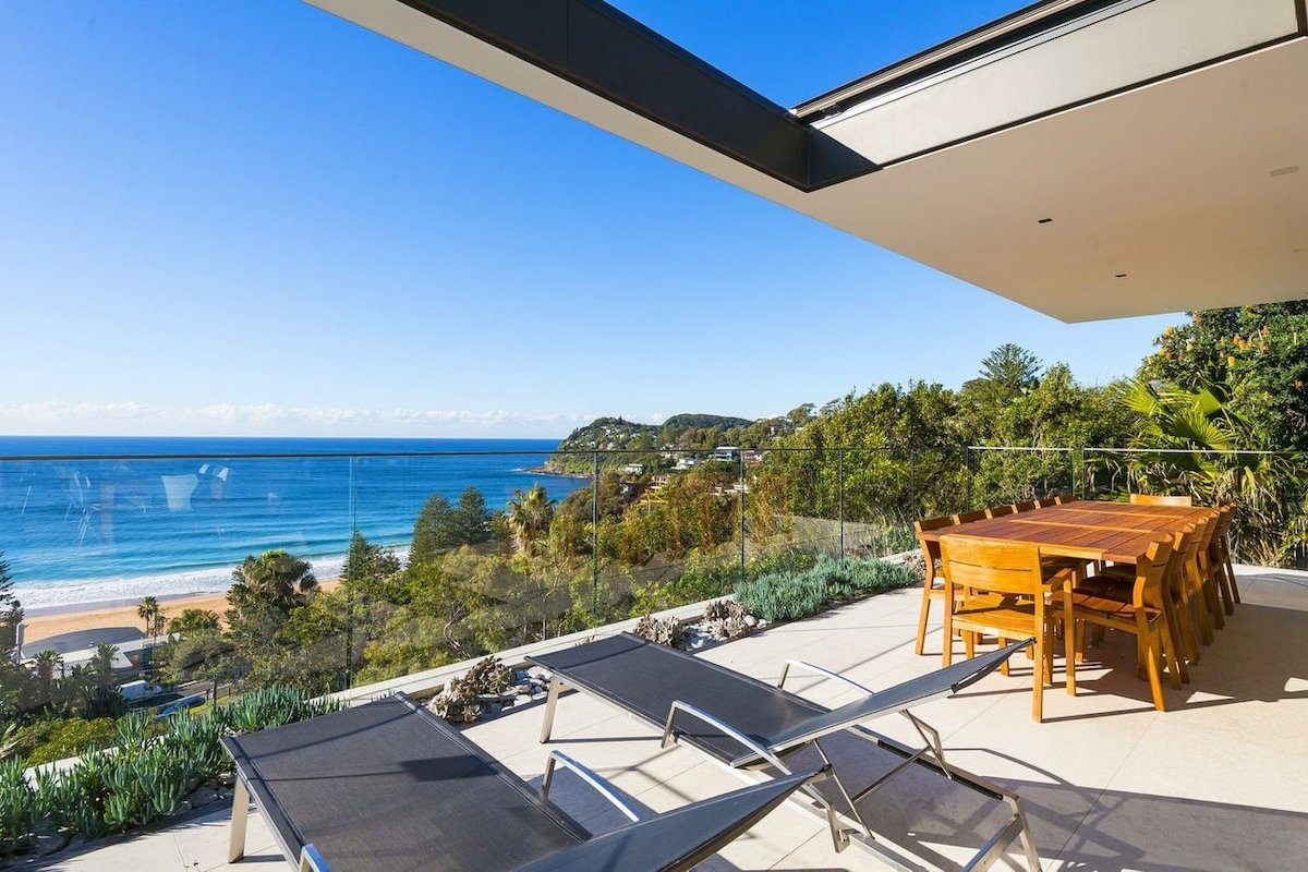 Cetacean by Palm Beach Holiday Rentals gallery image 5