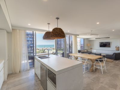 Suite 11, Penthouse | Astina Suites Forster