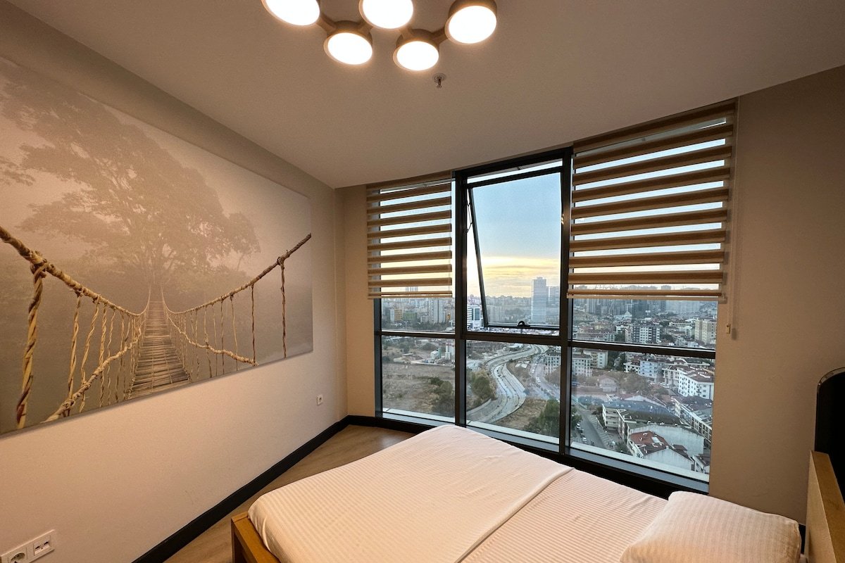 Middle of emaar-optiumum-akasya gallery image 4