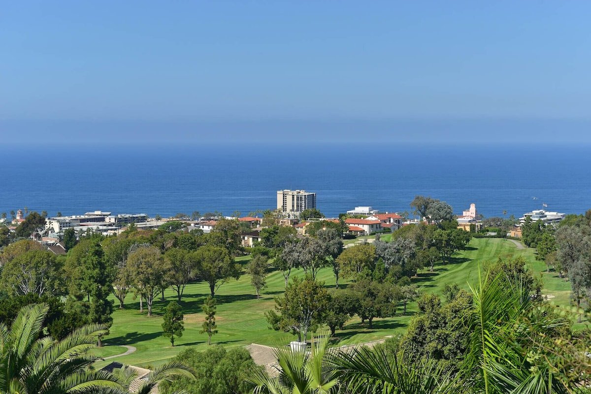 Amazing La Jolla Views with Pool & Spa!