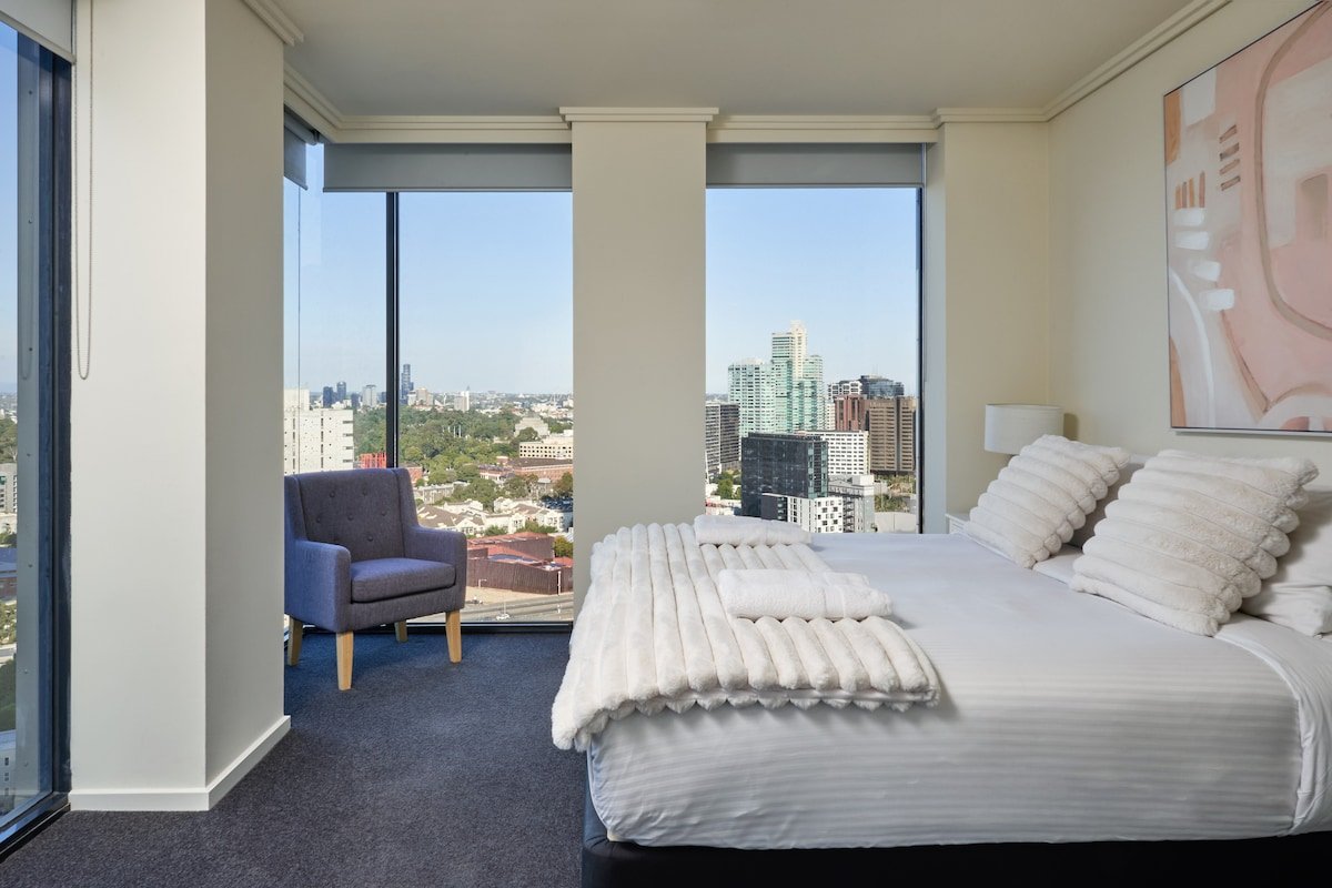 Exclusive Stays – The Sentinel (5a) gallery image 5