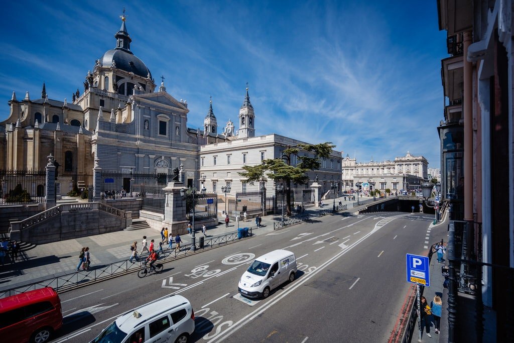 Catedral & Palacio Real gallery image 5