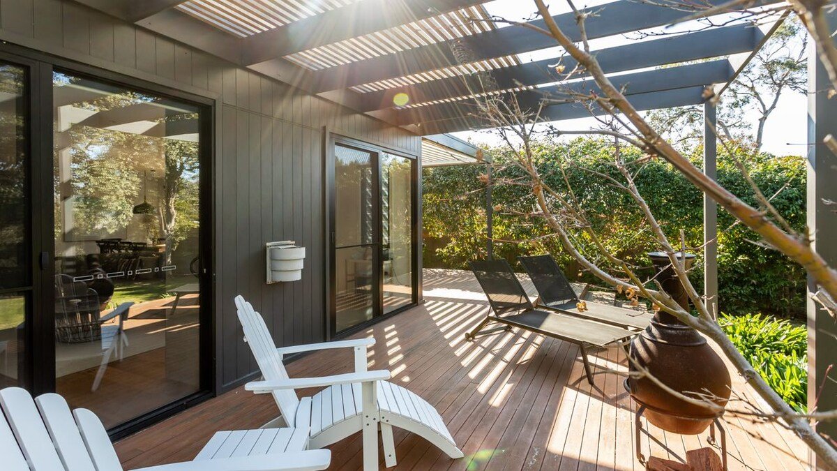 Tranquil Shores gallery image 5