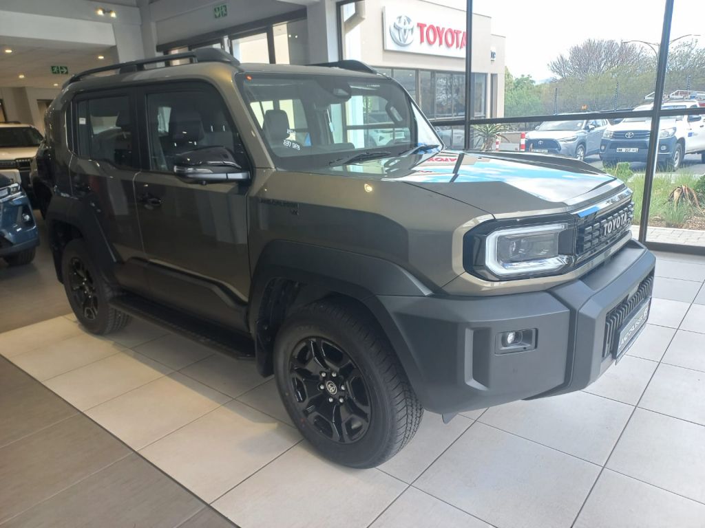 TOYOTA L CRUISER FJ 2.7 VX A T for Sale in South Africa