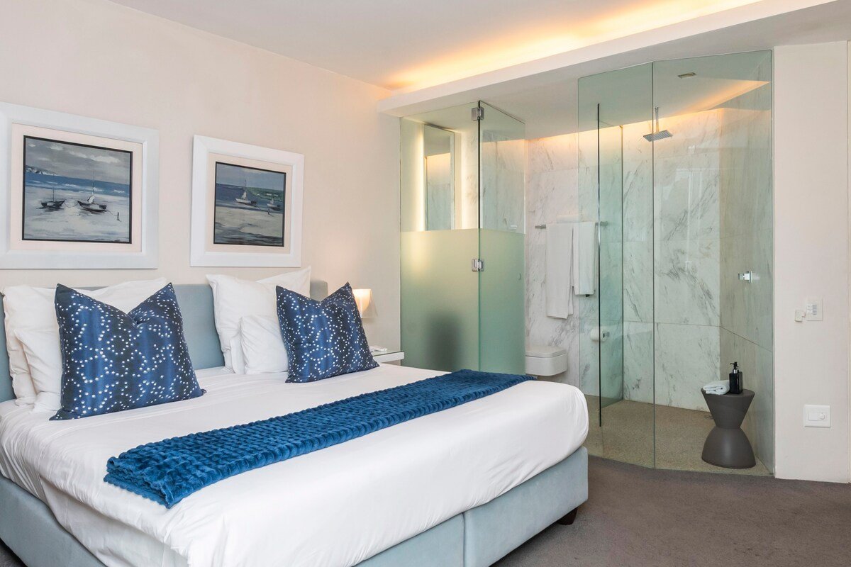 3 Bed Penthouse / No Loadshedding / Infinity Pool gallery image 3