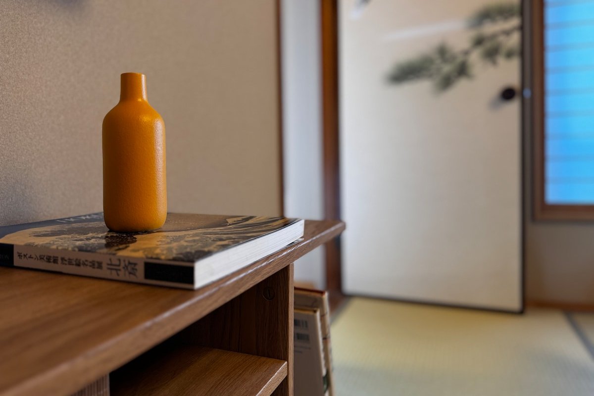 【新宿中心部】最高品質マットレスにこだわり、古屋を伝統的な空間にリノベーションした家、70m2 gallery image 4