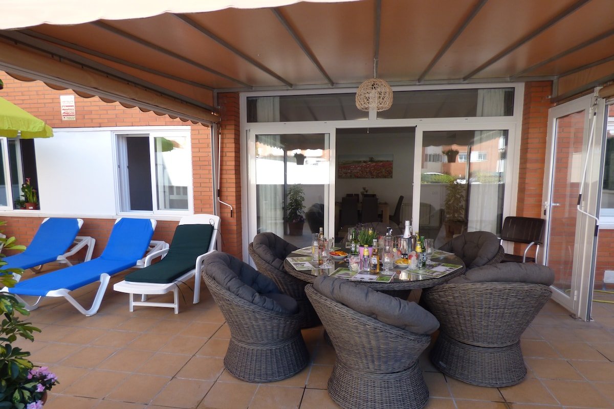 NextHome “Pool & Terrace” gallery image 3