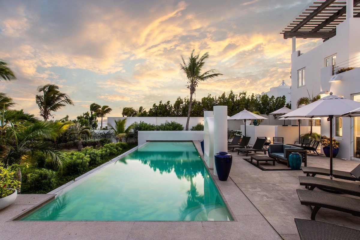 Rendezvous gallery image 3