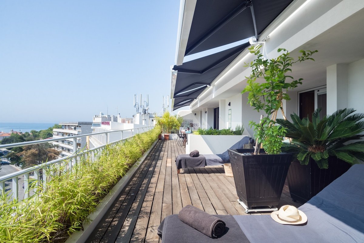 Penthouse. Panoramic terrace with ocean view gallery image 2