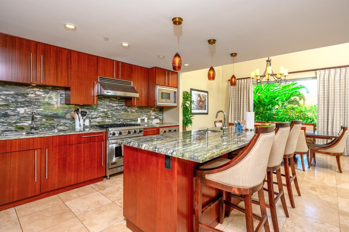 KBM Resorts | FREE CAR Honua Kai Hokulani HKH-150 gallery image 5