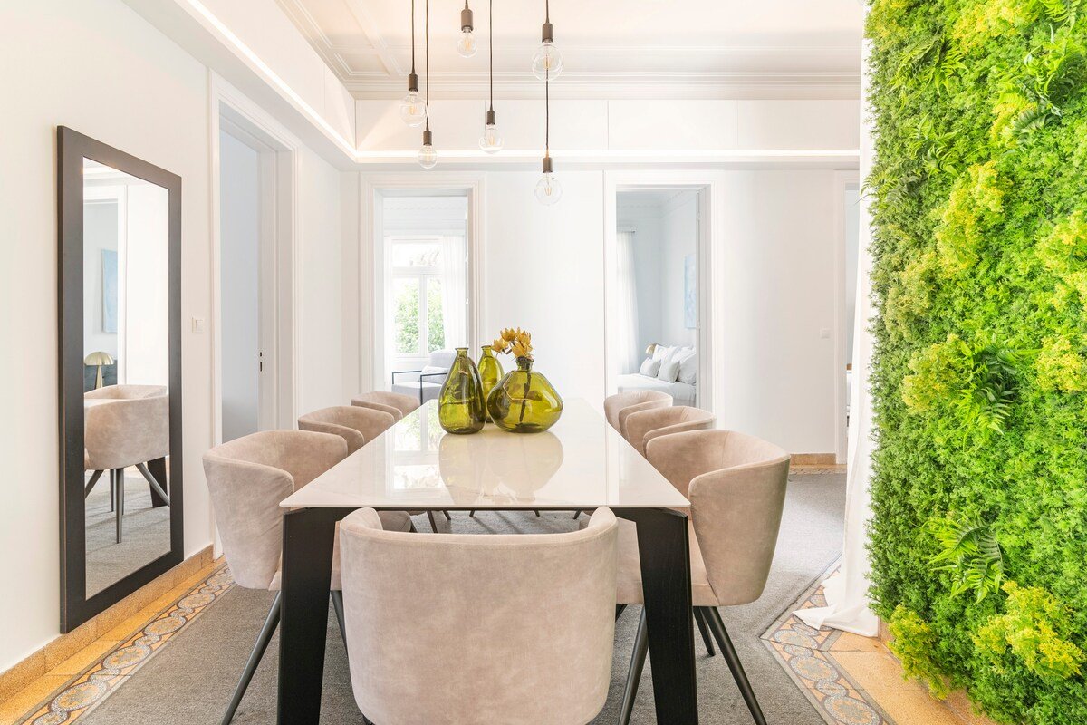 Architect’s Acropolis Townhouse Oasis gallery image 5