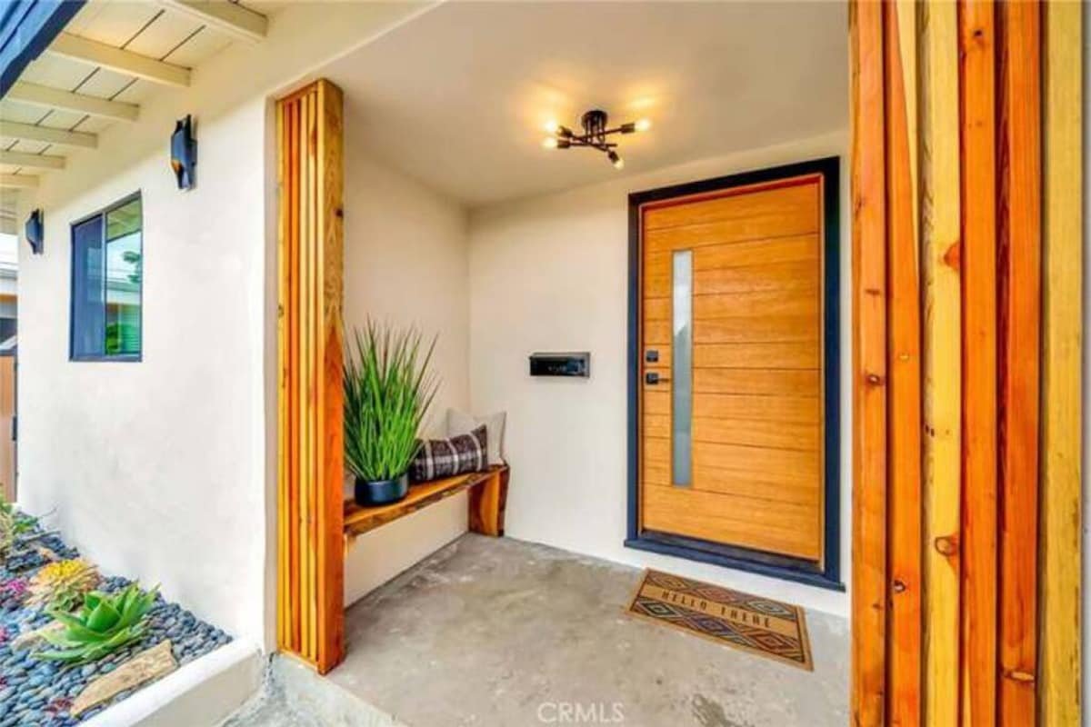 Beautiful 3BD Home in the Valley w/ Pool gallery image 4