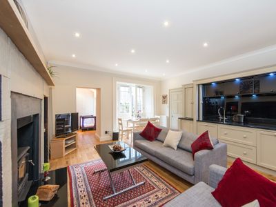 York Place, city centre, Apartment with Parking