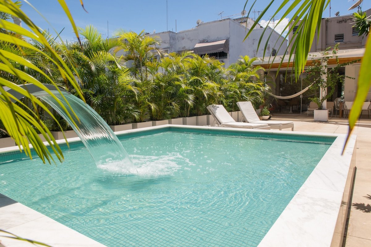 Penthouse Oasis in Copacabana ilive034 gallery image 2