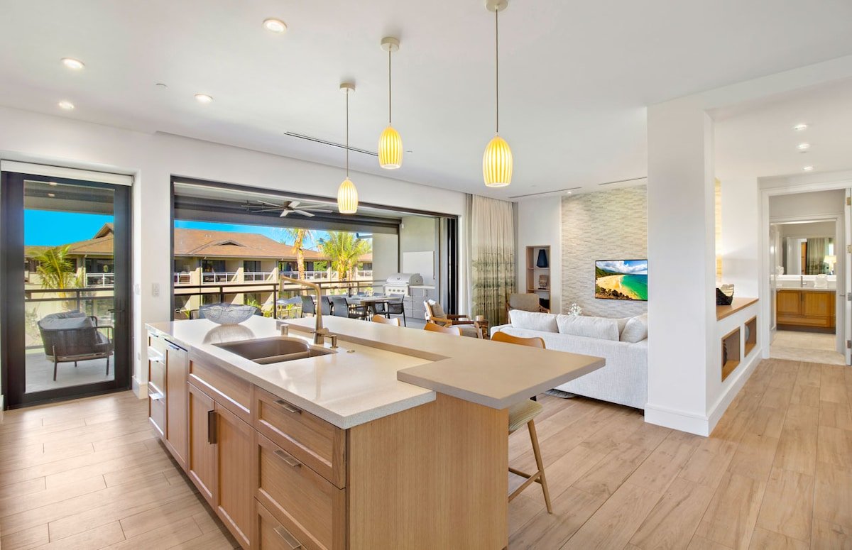 Maui Resort Rentals: 6BR Luana Garden Villas gallery image 2