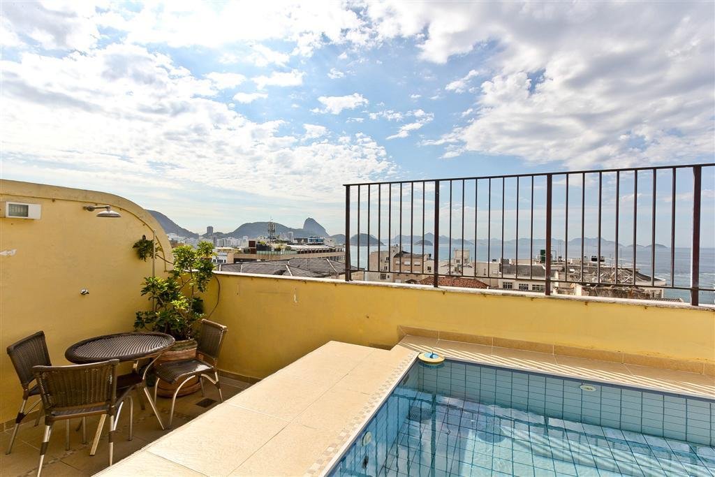 Penthouse Sugarloaf #200C