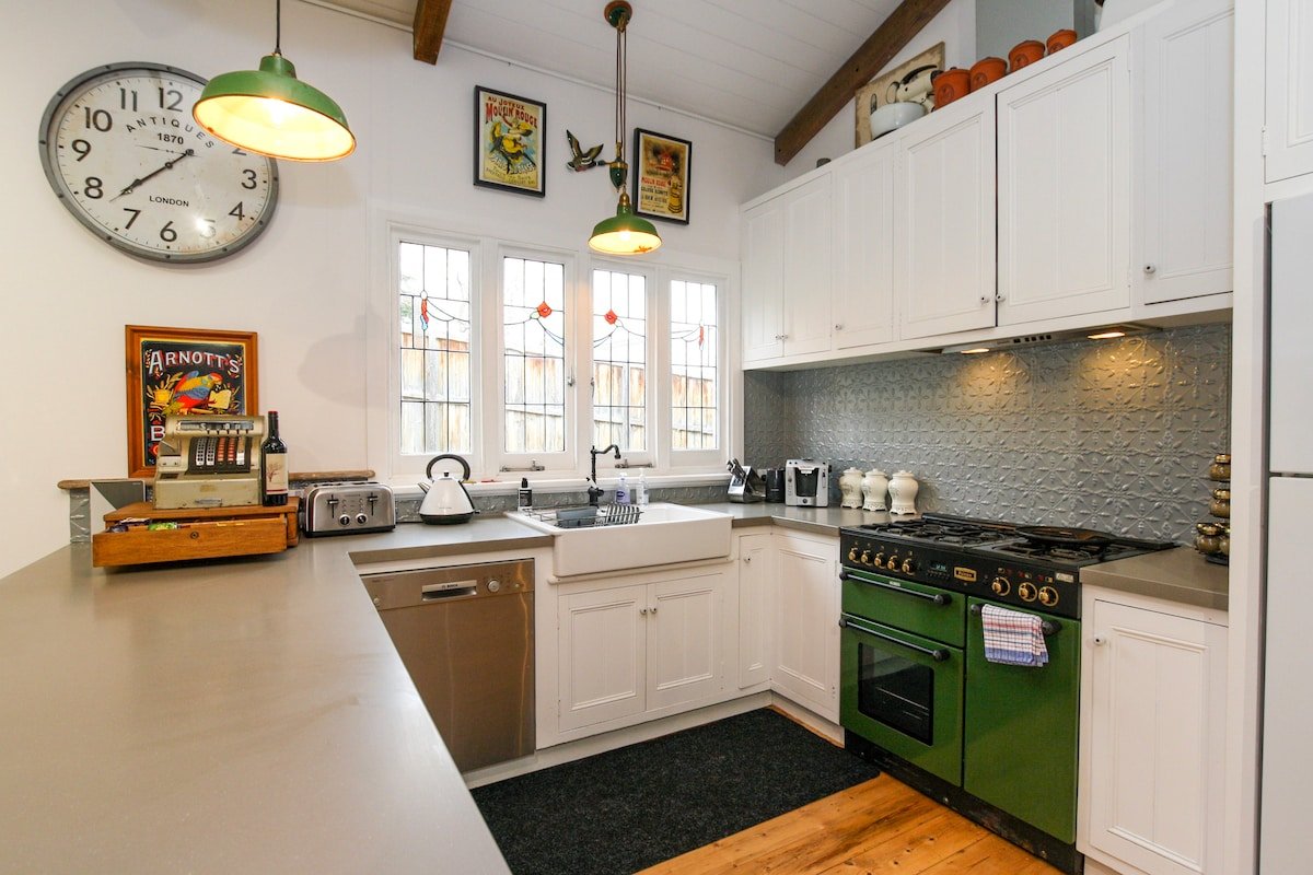 Vintage Charm on St Leonards in the Yarra Valley gallery image 5