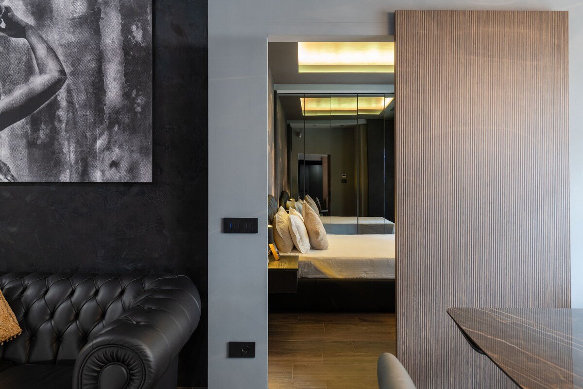 Galleria Duomo Suite – 2 Guests gallery image 4