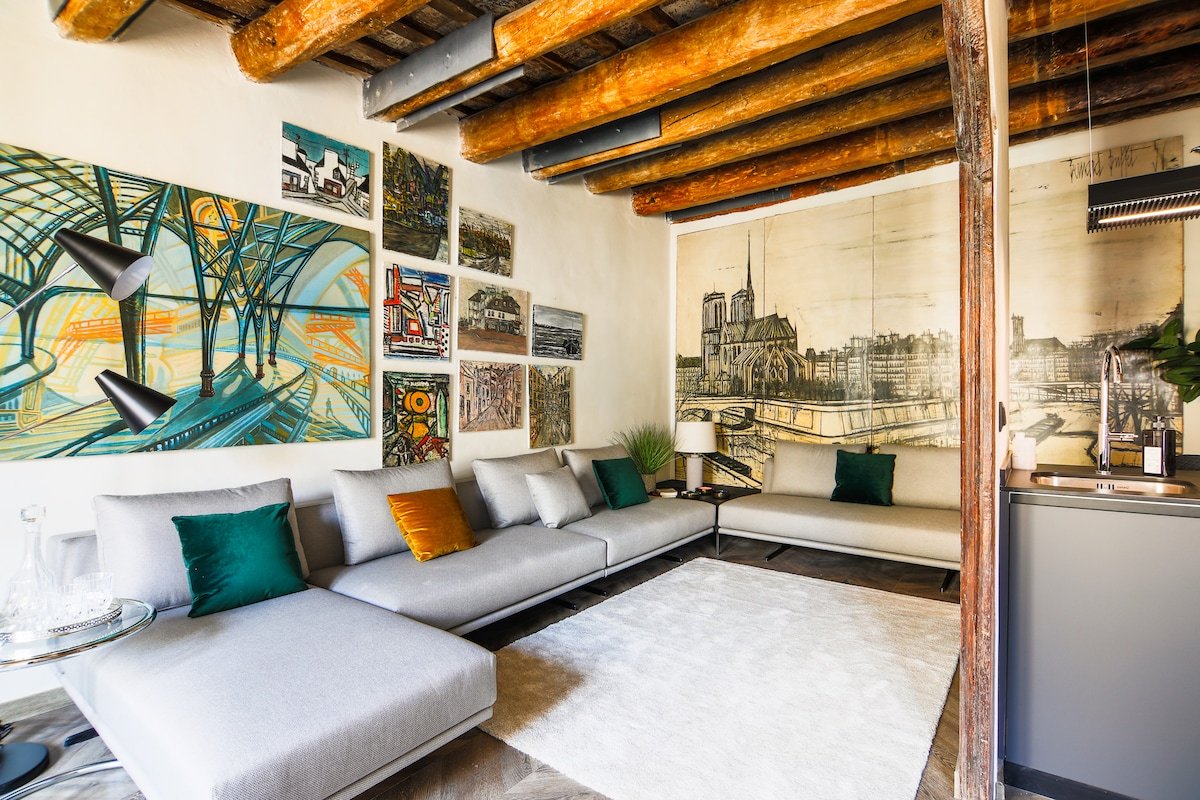 Serviced penthouse duplex next to Ramblas! gallery image 4