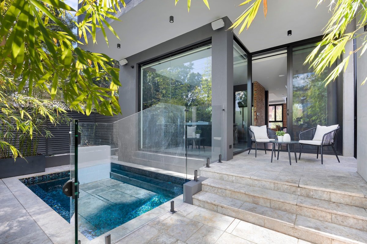 Bondi Beach Arc Masterpiece Home gallery image 5