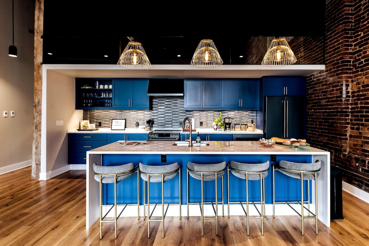 Loft Penthouse w/ City View 1 block from Broadway gallery image 4