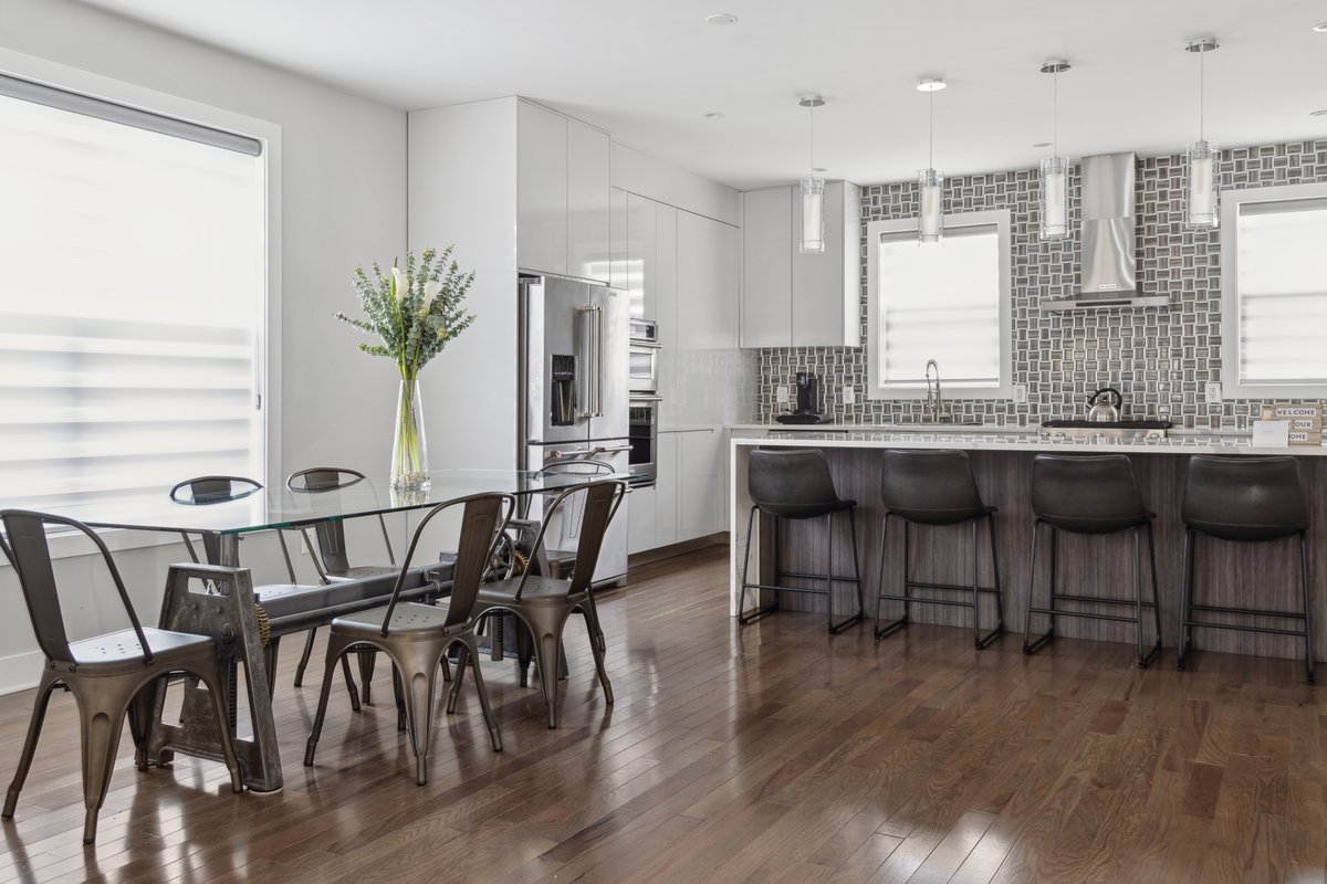 Modern District Living, Roof Oasis & Free Parking