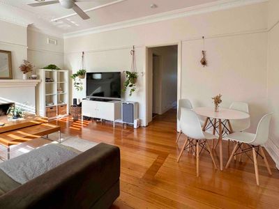 Long term stays – 3 bedrooms, close to Monash Uni