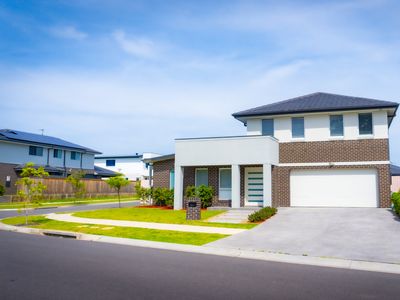 Luxury Home | Sleeps 16 Guests