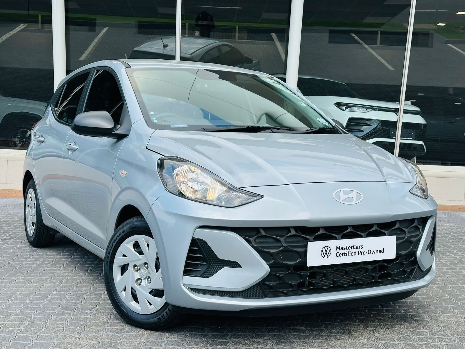 HYUNDAI GRAND i10 1.2 MOTIO for Sale in South Africa