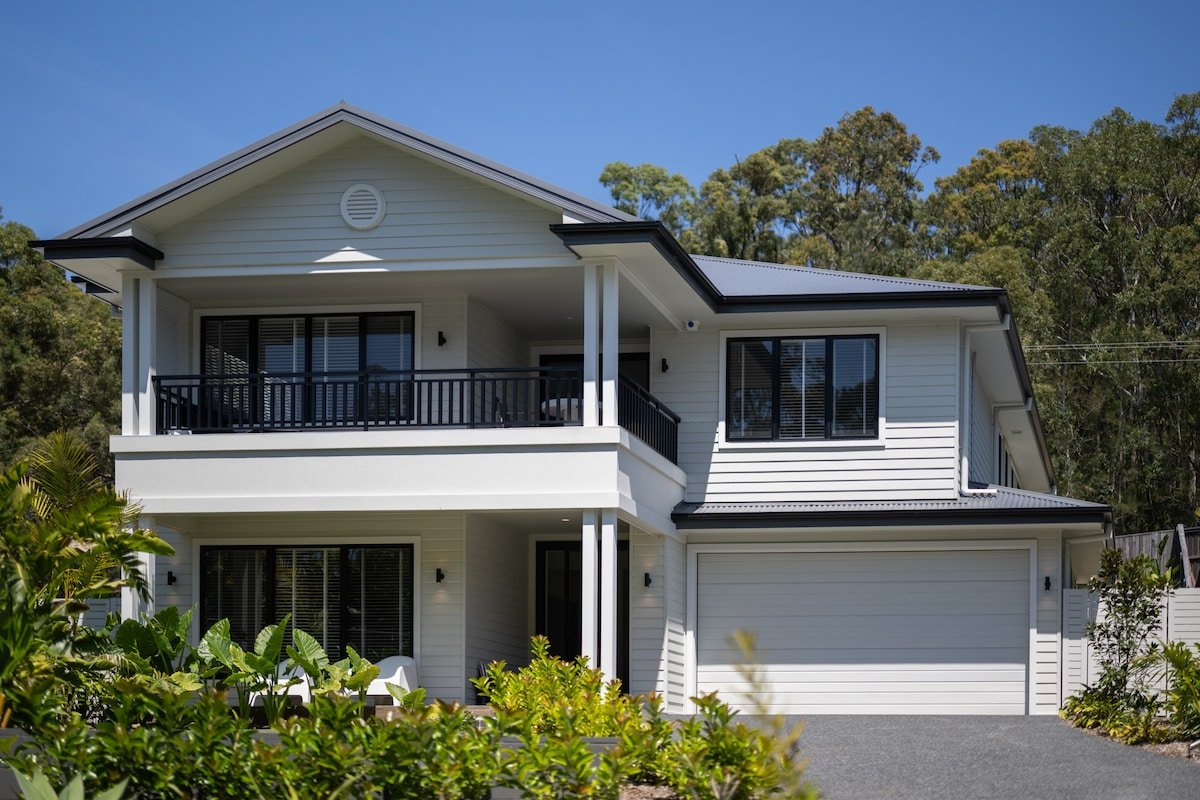 The Wallum Blueys Sun-Kissed Luxe, Heated Pool gallery image 2