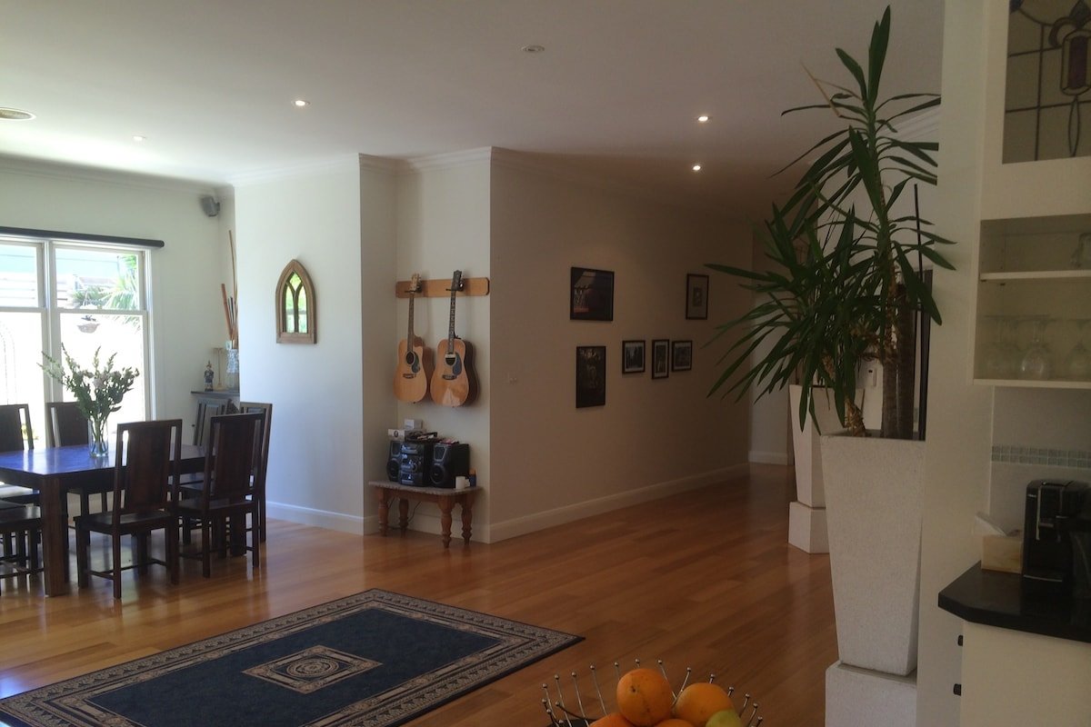 Edwardian charm, Resort living gallery image 5