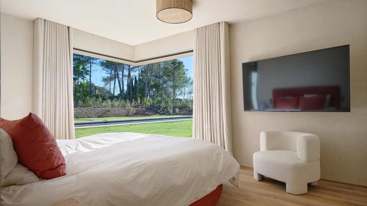 Magnifique villa néo-provençale de 6 chambres gallery image 5