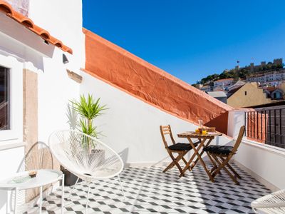 Amazing Loft & Terrace with Castle View at Baixa