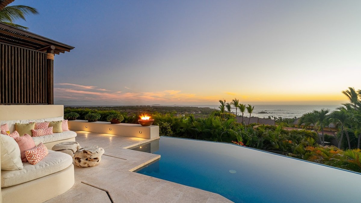 Four Seasons Private Villa: Pool, Vews and Jacuzzi