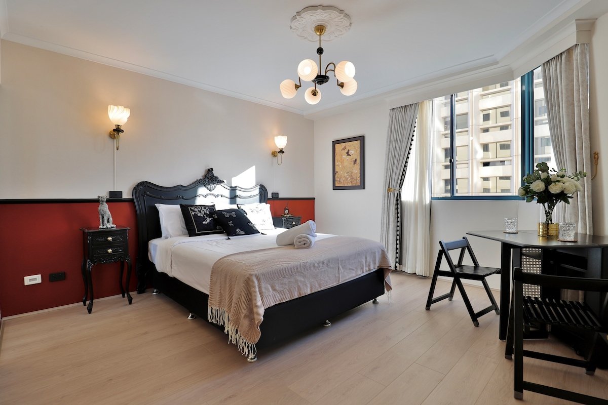 Urban Bliss Abode – Views | Parking | Gym | Pool gallery image 2