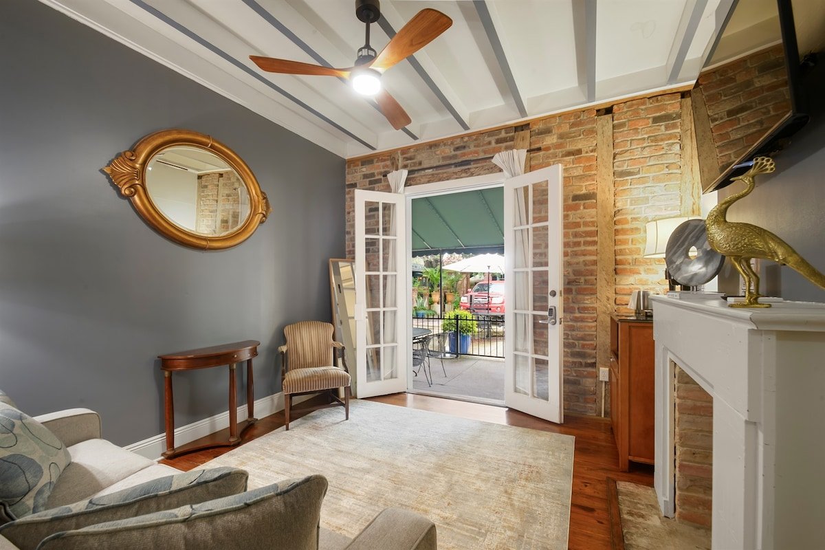 Parkside Villas, 6 Historic Guest Houses, Sleep 26 gallery image 5